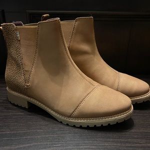 Toms Cleo Boot Cheetah Print